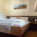 Goldene Mitte Aschau Im Zillertal